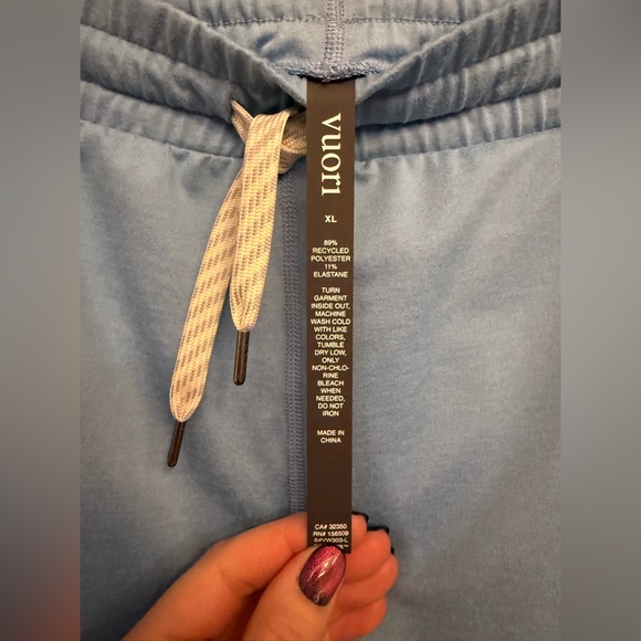 Vuori Women's Performance Jogger in Heather Spring - Picture 7 of 8